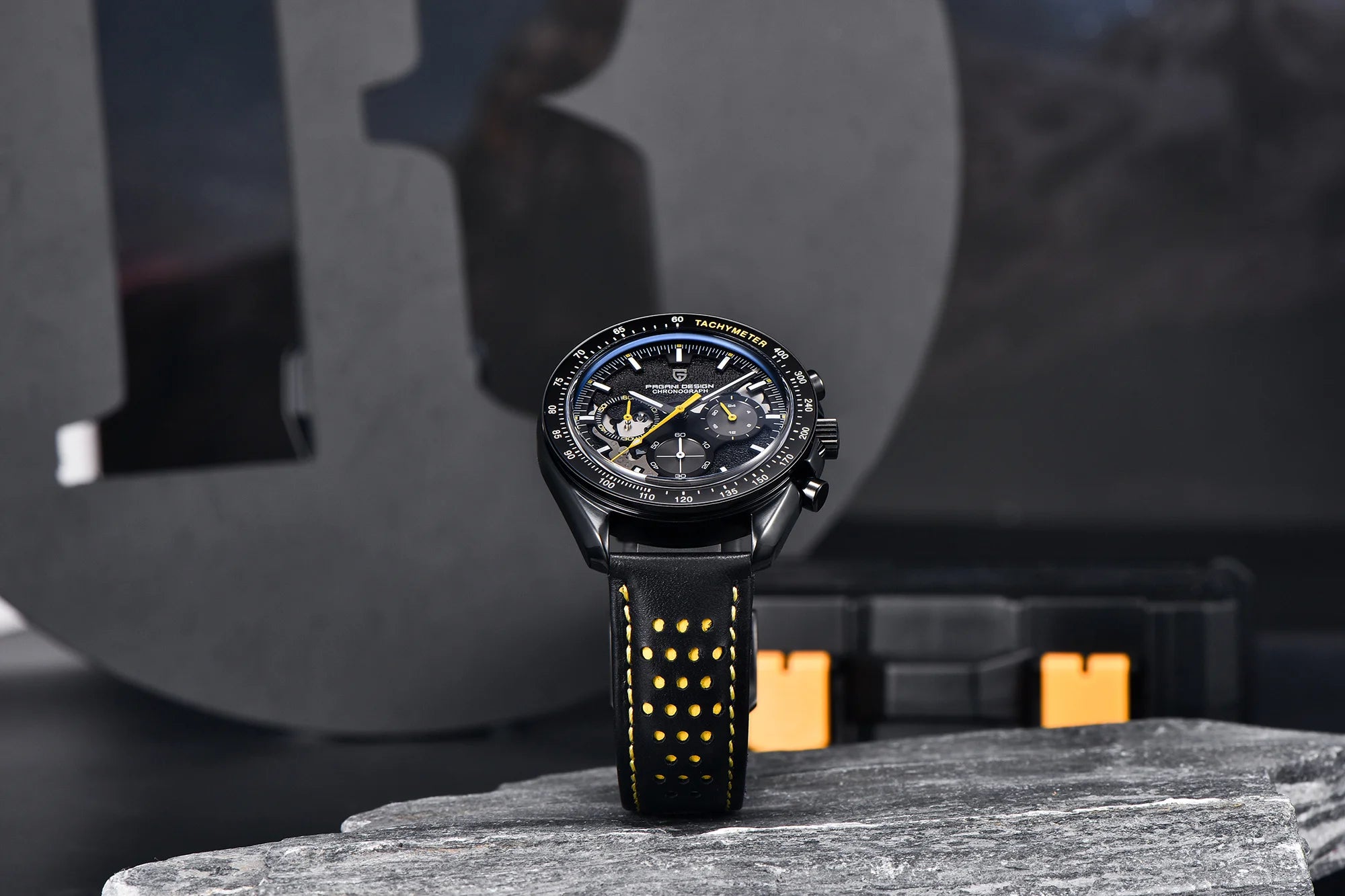 2025 New PAGANI DESIGN V2 Dark Moon Men's Watches Top Luxury Quartz Watch For Men Chronograph AR Sapphire Mirror Waterproof Gift